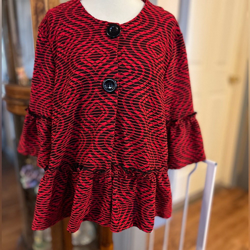 Red &Black Jacket 2X with ruffled Bell Sleeves & ruffled hem front. NWOT - Picture 2 of 5